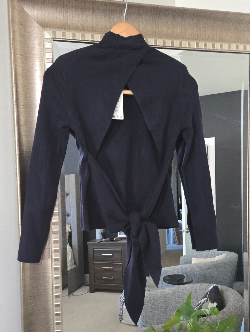 Zara Navy Blue Open-Back Tie Sweater